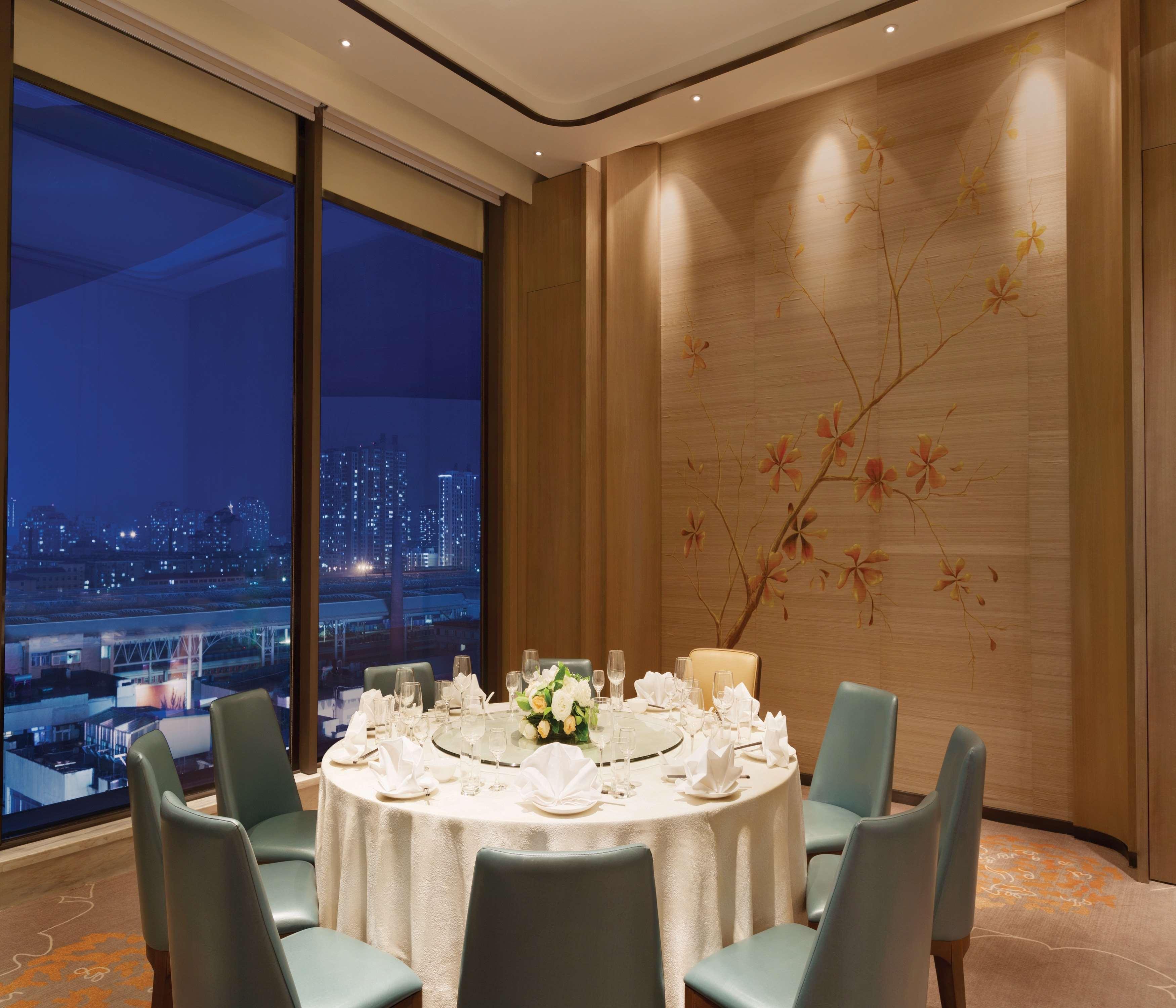 Hilton Garden Inn Dandong Eksteriør billede