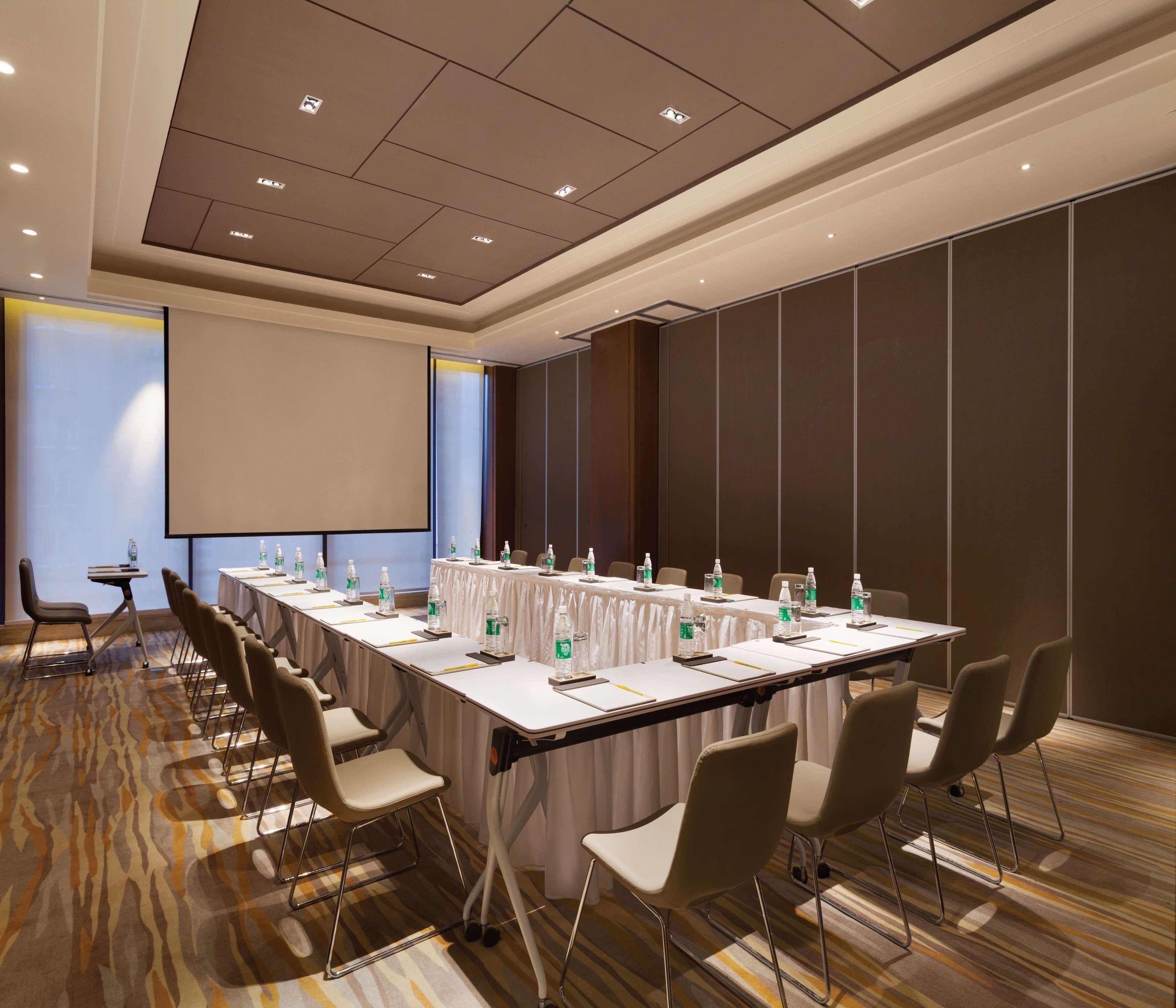 Hilton Garden Inn Dandong Eksteriør billede